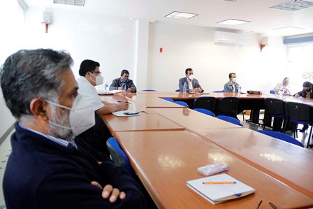 Analizan temas económico-administrativos y un acuerdo para reanudación de actividades