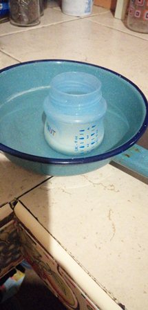 Aconseja especialista del IMSS sobre extracción y conservación correcta de leche materna