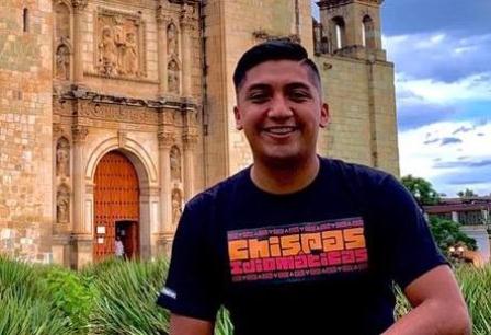 Promueve estudiante de la UABJO el rescate de las lenguas originarias