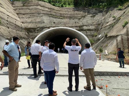 Supervisan avances del tramo III de la autopista Barranca-Larga Ventanilla