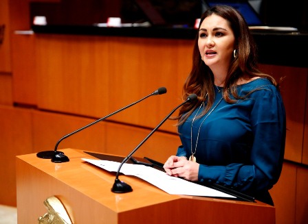 Propone senadora que cargos sindicales del Estado no sean mayores de ocho años