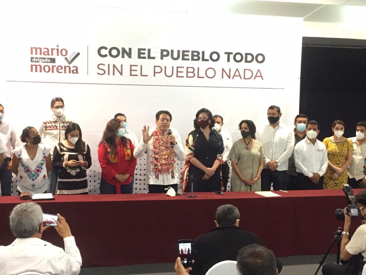 Gana Mario delgado encuesta por la presidencia de Morena, con clara ventaja de 12% sobre Porfirio Muñoz Ledo