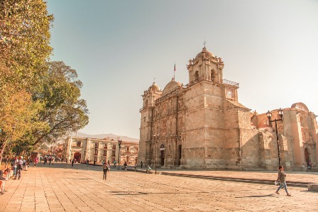 Gana la ciudad de Oaxaca en los World Travel Awards 2020