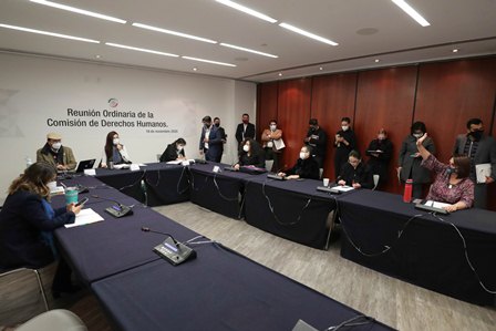 Acuerdan en Comisión de Derechos Humanos pedir informe sobre fosas clandestinas en Guanajuato