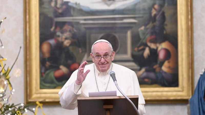 EL PAPA FRANCISCO SIENTE TRISTEZA POR LOS QUE SALEN DE VACACIONES EN PLENA PANDEMIA