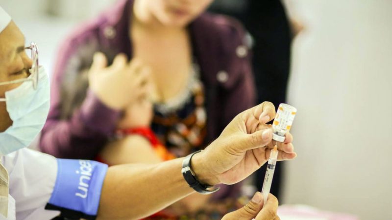 En vacunación contra el COVID-19 se aplicarán lecciones que dejó la erradicación de la polio