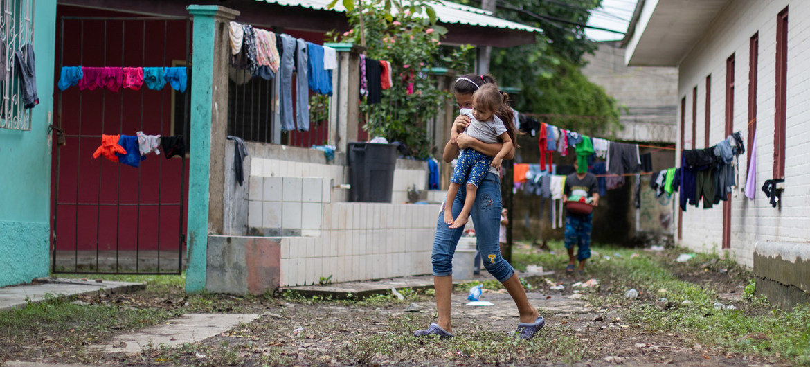 NIÑOS DE LA CARAVANA MIGRANTE REGRESAN A HONDURAS HERIDOS Y TRAUMATIZADOS