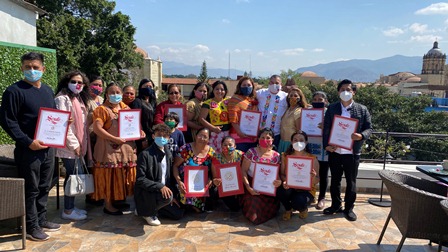Entrega Senado y estado de California, EU, reconocimientos a Pueblos Originarios de Oaxaca AC
