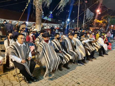 Reconocen civilidad y paz en el relevo de autoridades municipales de Oaxaca