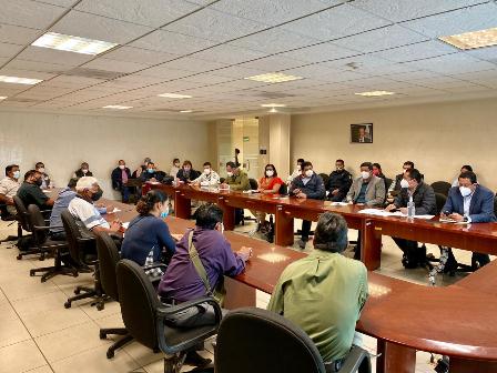 Brindan atención interinstitucional a desplazados de Santiago Juxtlahuaca, Oaxaca