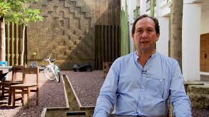 EL MACO FRUTO DE UN PROCESO CREADOR DE ARTISTAS Y DE GRANDES CONFLICTOS SOCIALES DE OAXACA. Entrevista con José Luis Bustamante del Valle  -VIDEO-