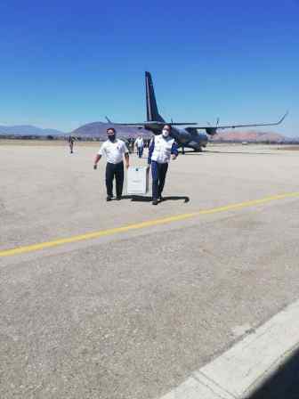 Llega remesa de vacunas