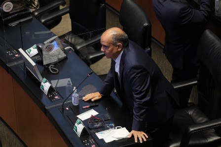 Proponen que estados adquieran insumos para atender a su población de manera expedita y eficaz