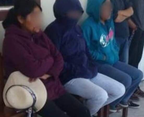 AGREDEN A MUJERES  AGENTE MUNICIPAL Y PRESIDENTE DEL COMISARIADO DE SAN ANDRÉS YUTATÍO, POR DESPOJO DE TIERRAS