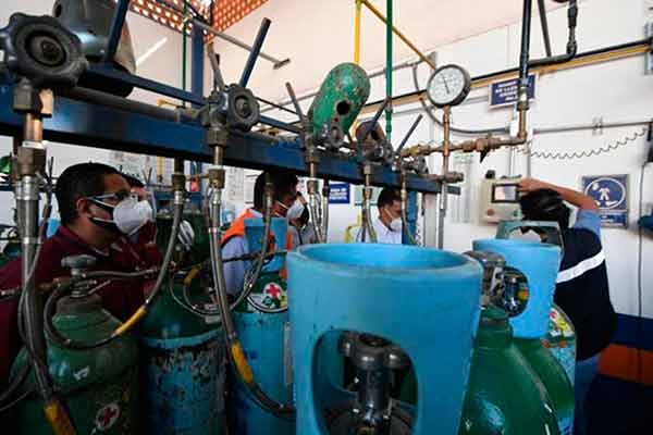 ¡CUIDADO! TOMA EN CUENTA ESTAS MEDIDAS AL COMPRAR O USAR TANQUES DE OXÍGENO