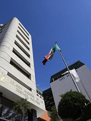 Emite CNDH dos recomendaciones al IMSS por inadecuada atención médica