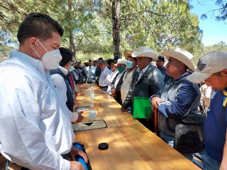 San Juan Mixtepec y Santa María Yucunicoco ponen fin a más de 40 años de conflicto agrario
