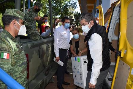 Arriban a Oaxaca 24 mil 375 dosis de la vacuna Pfizer: SSO