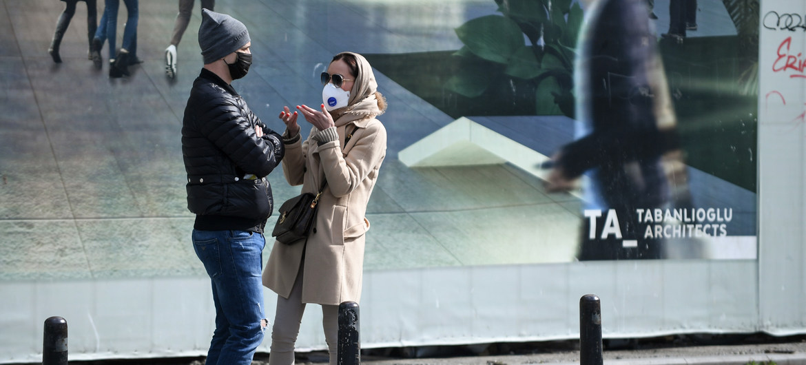 LA BRECHA EN LA VACUNACIÓN CONTRA EL COVID-19 ENTRE LOS PAÍSES RICOS Y POBRES “SE VUELVE MÁS GROTESCA CADA DÍA”