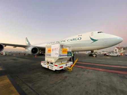 Recibe México tres millones de dosis de la vacuna de CanSino para su envasado y proceso final