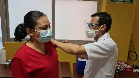 Refrenda Servicios de Salud de Oaxaca compromiso con el bienestar de la población