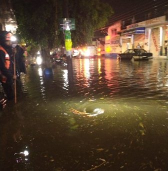 Atienden inundaciones