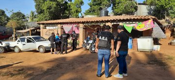 Ejecuta Fiscalía de Oaxaca cateos en la Costa y Valles Centrales; Dos personas detenidas