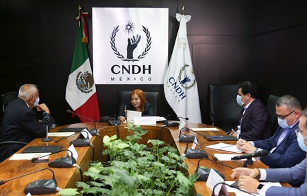 Establecen CNDH e INM convenio en materia de derechos humanos, en favor de personas migrantes