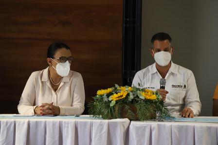 Del 28 de abril al 2 de mayo, plan de vacunación para sector educativo de Oaxaca