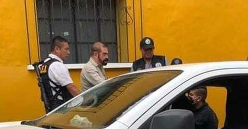 Vinculados a proceso dos masculinos