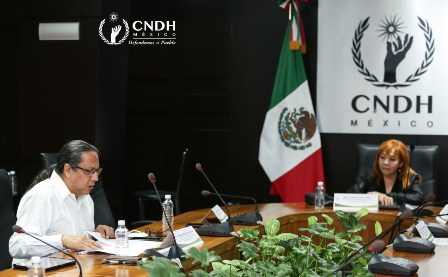 Llama CNDH a sumar esfuerzos para proteger a migrantes mexicanos en Estados Unidos