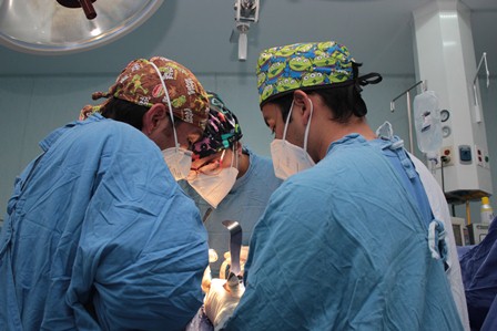 Hijo donó riñón a su padre que padece diabetes y le brindó otra oportunidad de vida