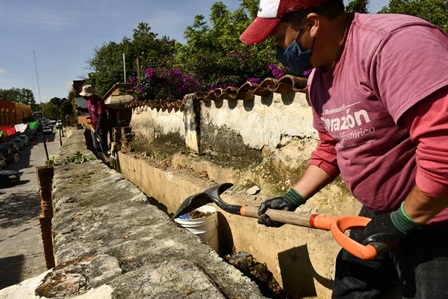 Sanea Ayuntamiento de Oaxaca acueducto de San Felipe en el Barrio de Xochimilco