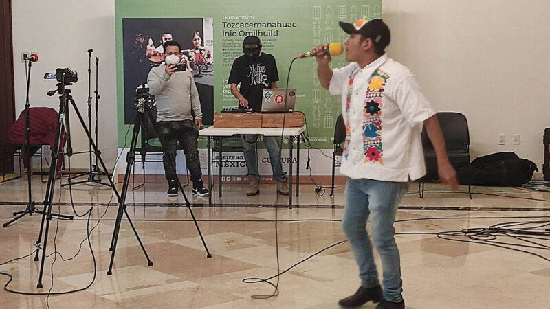 Rapean en mazateco para transmitir a todo México el orgullo por sus raíces
