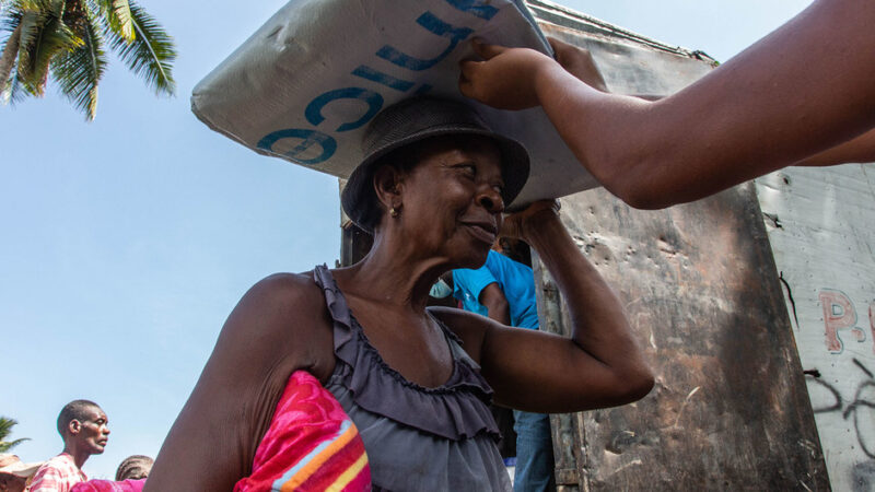 La ONU insta a los Estados a no deportar a los haitianos y a evaluar sus necesidades de protección
