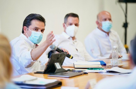 Analizan gobernador de Oaxaca y directores de IMSS e Insabi ordenamiento del sector salud del estado