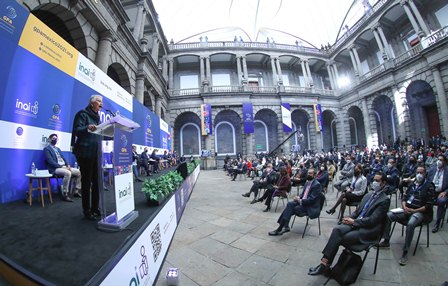 Regular plataformas digitales, tarea inaplazable para proteger datos personales