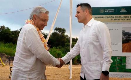 Supervisan AMLO y AMH avance de autopista a la Costa y rehabilitación de refinería en Oaxaca