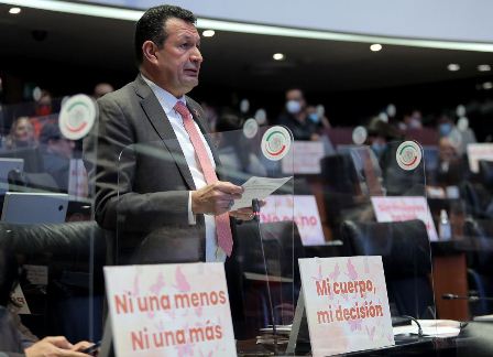 Solicitan grupos de oposición controversia constitucional en contra de Acuerdo