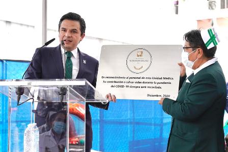 Reconocen a personal de salud del IMSS