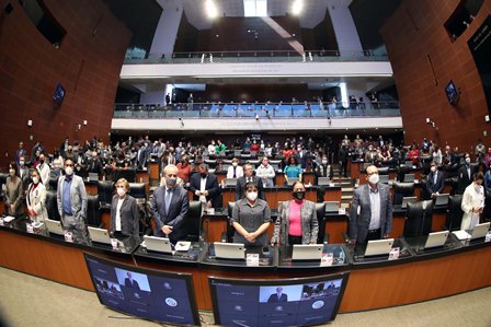 Pide Senado de la República vacunación contra Covid-19 a partir de los 12 años