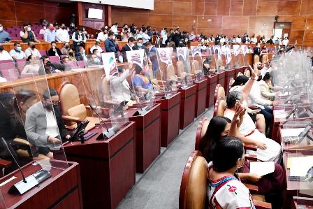 Analiza Legislativo de Oaxaca reforma para frenar la condonación de impuestos