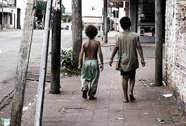 Llama senadora a autoridades a atender a menores en situación de calle