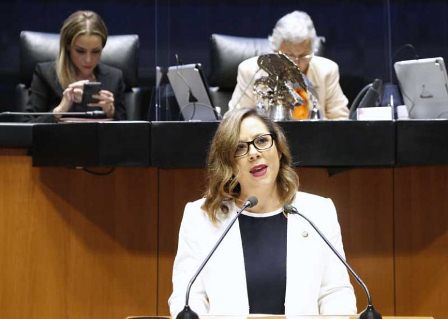 Gina Cruz Blackledge