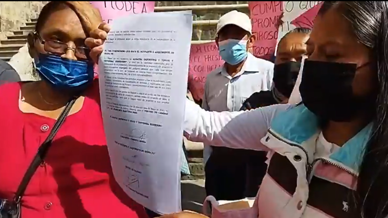 DESALOJAN AUTORIDADES DEL MUNICIPIO DE OAXACA DE JUÁREZ A COLONA -VIDEO-
