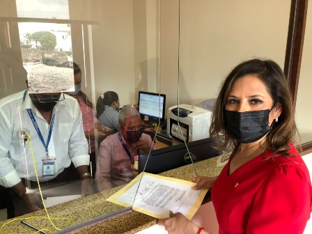 Gina Cruz Blackledge