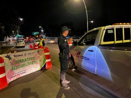 Mantienen operativo Alcoholímetro para reducir accidentes de tránsito en Oaxaca