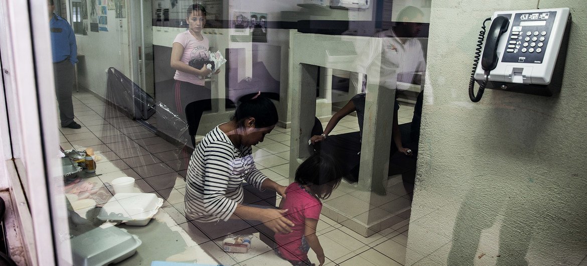 La OIM y ACNUR piden enjuiciar a los responsables de la muerte de 50 migrantes en Texas