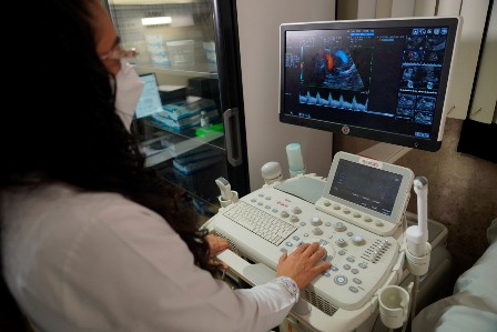 Disminuye Clínica Única para la Evaluación de Riesgo en embarazadas índices de morbimortalidad materno-infantil