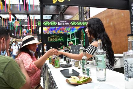 Rompe récord Feria del Mezcal 2022, recibió más de 120 mil visitantes